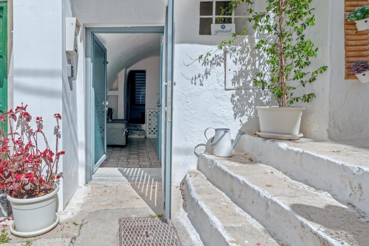 Corso Mazzini White Houses Ostuni Luaran gambar